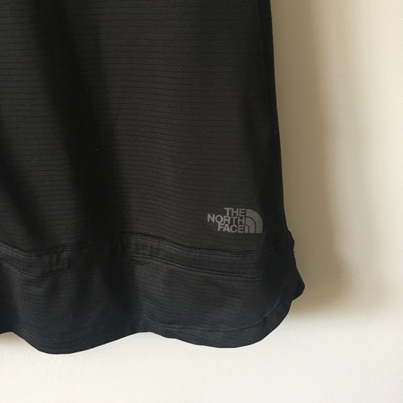 North Face black tank - Picture 5 of 7